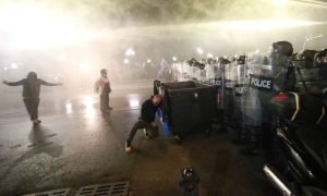 Γεωργία: Καταγγελίες για χρήση απαγορευμένου χημικού κατά διαδηλωτών