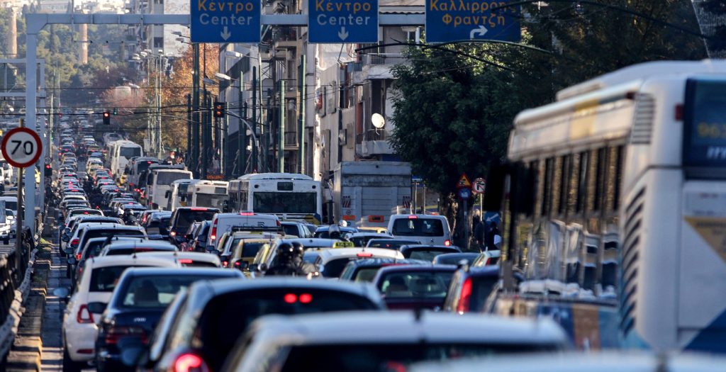 Ασφυξία στους δρόμους: Πότε μειώνεται επιτέλους η κίνηση στην Αθήνα