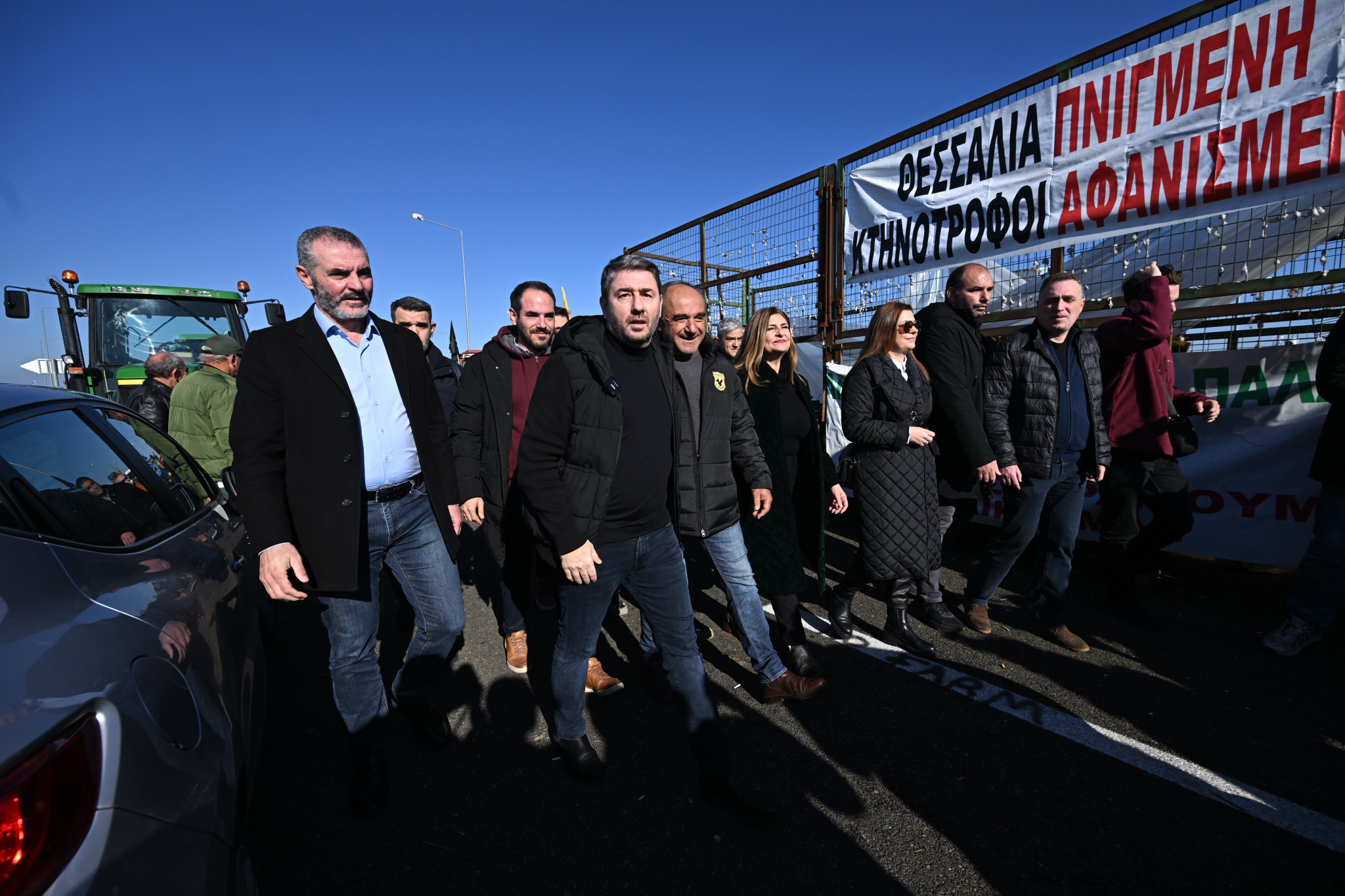 Στα μπλόκα των αγροτών Καρδίτσας ο Νίκος Ανδρουλάκης