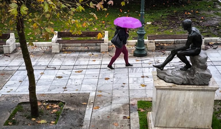 Μεγάλο Σάββατο με βροχές – Που θα κάνεις Ανάσταση με ομπρέλα