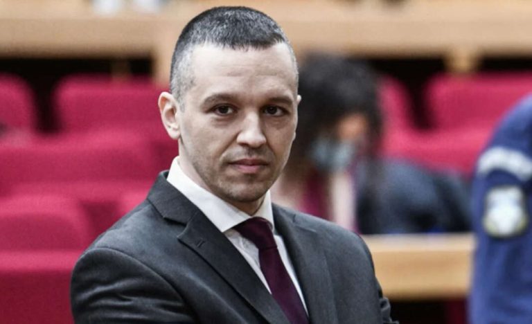 Κασιδιάρης: Επίσκεψη σε μπλόκο αγροτών κατά τη διάρκεια άδειας από τη φυλακή