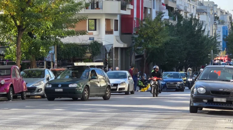Τροχαίο στο Παγκράτι: Αυτοκίνητο παρέσυρε πεζό