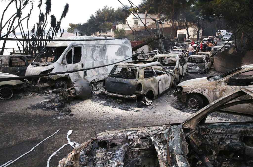 Υπουργείο Οικονομικών: Στήριξη 1.700€ σε Μάτι και Μάνδρα