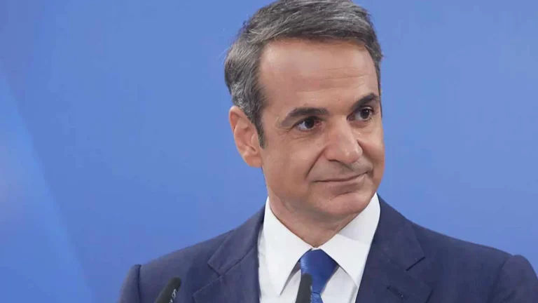 Κύπρος: Συνάντηση Μητσοτάκη με Μακρόν και Χριστοδουλίδη