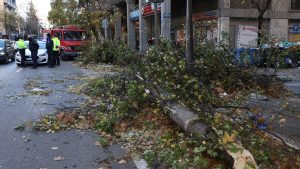 Χαμηλές θερμοκρασίες στην Κεντρική Μακεδονία – 710 κλήσεις στην Πυροσβεστική λόγω ανέμων