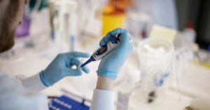 Σοκ στην Ευρώπη: Δότης σπέρματος μετέδωσε θανατηφόρο γονίδιο καρκίνου σε 197 παιδιά