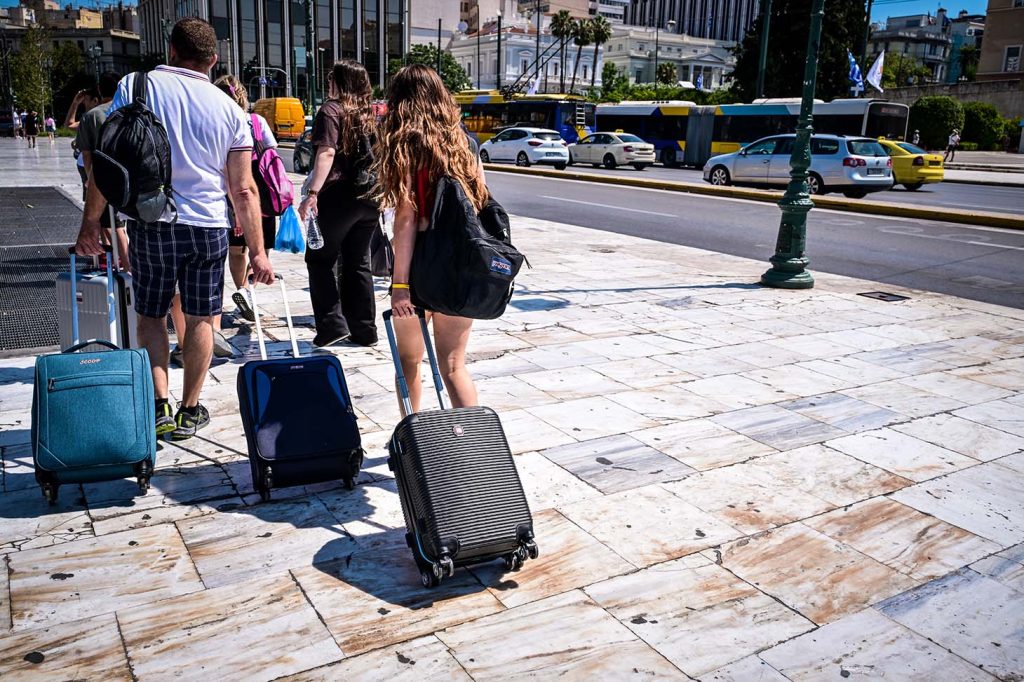 «Εξαφανίστηκαν» τα δρομολόγια μετρό, ΗΣΑΠ και τραμ από το Google Maps
