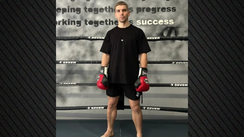 Έλληνας πρωταθλητής kick boxing: «Με κλωτσούσαν ενώ ήμουν στο έδαφος»