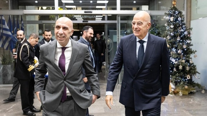 Δένδιας: Σταθερή εθνική συμμετοχή 25% και μεταφορά τεχνογνωσίας σε όλα τα νέα εξοπλιστικά προγράμματα