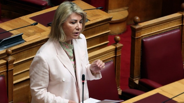 Μακρή: Ο Μαρέδης με εκβίαζε για να μη με συκοφαντεί