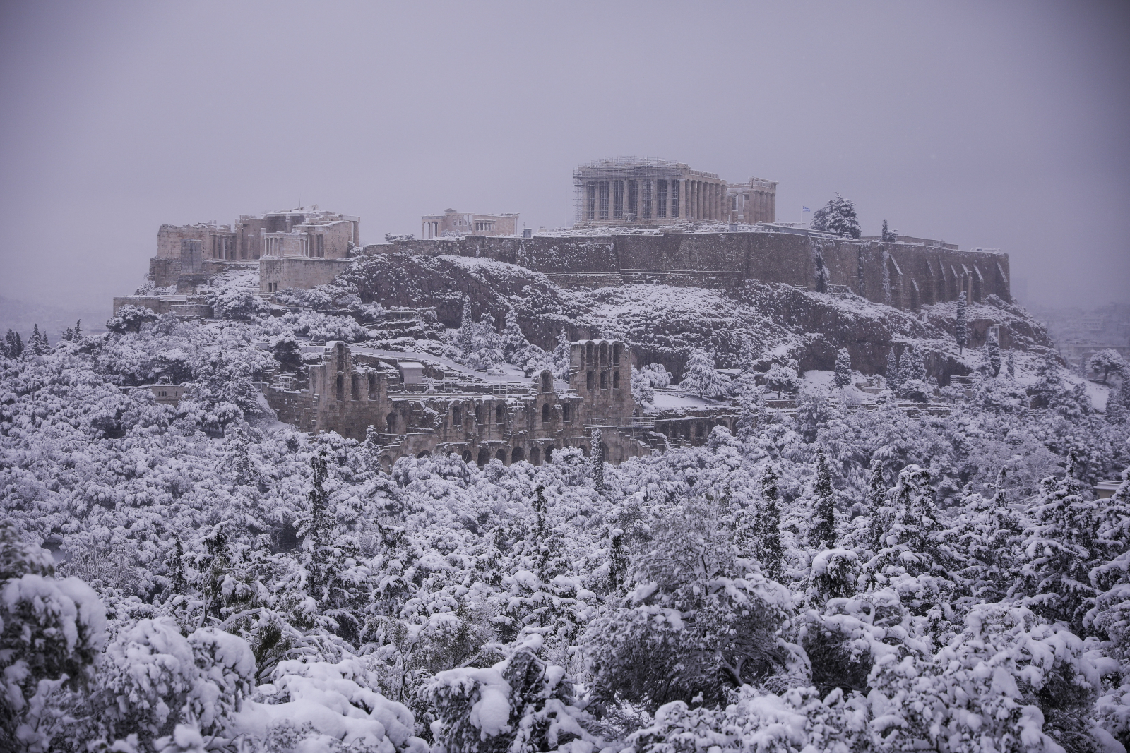 Κρύο και χιονοπτώσεις προ των πυλών για την Αττική