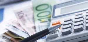 Χρέη σε δήμους: Ποιοι κερδίζουν έως 48 δόσεις