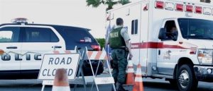 Αυτοκίνητο έπεσε σε συναγωγή στη Νέα Υόρκη
