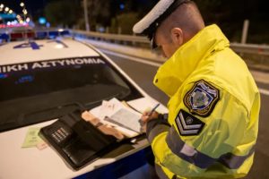 ΚΟΚ: Αναλυτικά τα όρια ταχύτητας και τα πρόστιμα (ΠΙΝΑΚΕΣ)