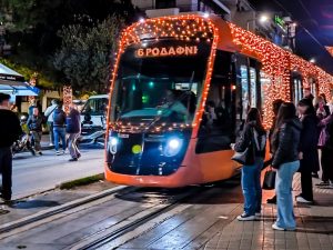 Θεοφάνια 2026: Πώς θα κινηθούν σήμερα λεωφορεία, τρόλεϊ και τραμ