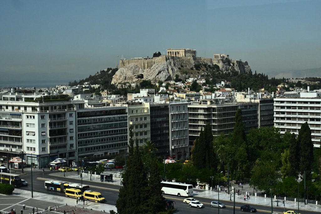 ΕΝΦΙΑ: Τα «σημεία-παγίδες» στο Ε9 που «φουσκώνουν» τον φόρο