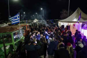Αγρότες σε τροχιά κλιμάκωσης: Κρίσιμες αποφάσεις στα μπλόκα τις επόμενες ώρες