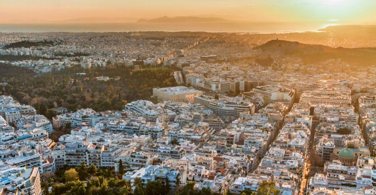 Η Ελλάδα ανάμεσα στις ακριβότερες χώρες της Ευρώπης για Airbnb – Στη 12η θέση το κόστος διαμονής