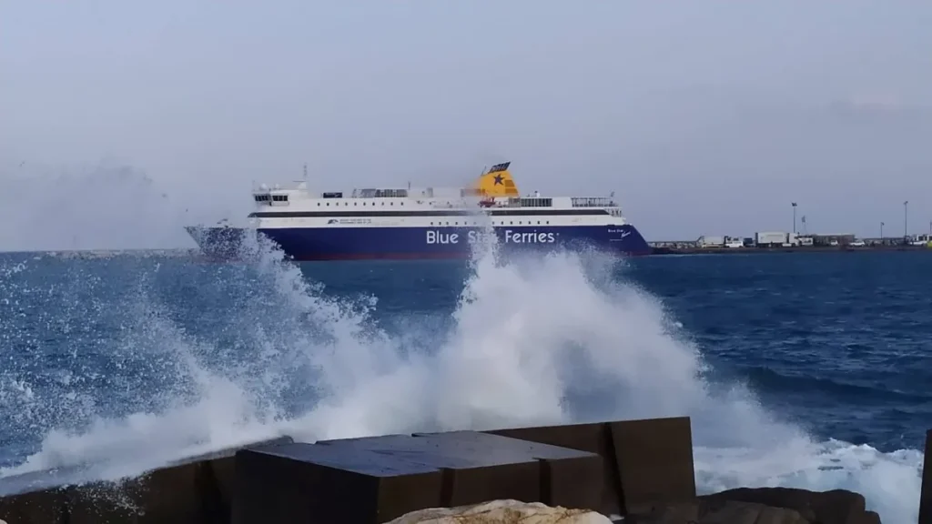 Σε ισχύ απαγορευτικό απόπλου – Ποια δρομολόγια δεν εκτελούνται σήμερα