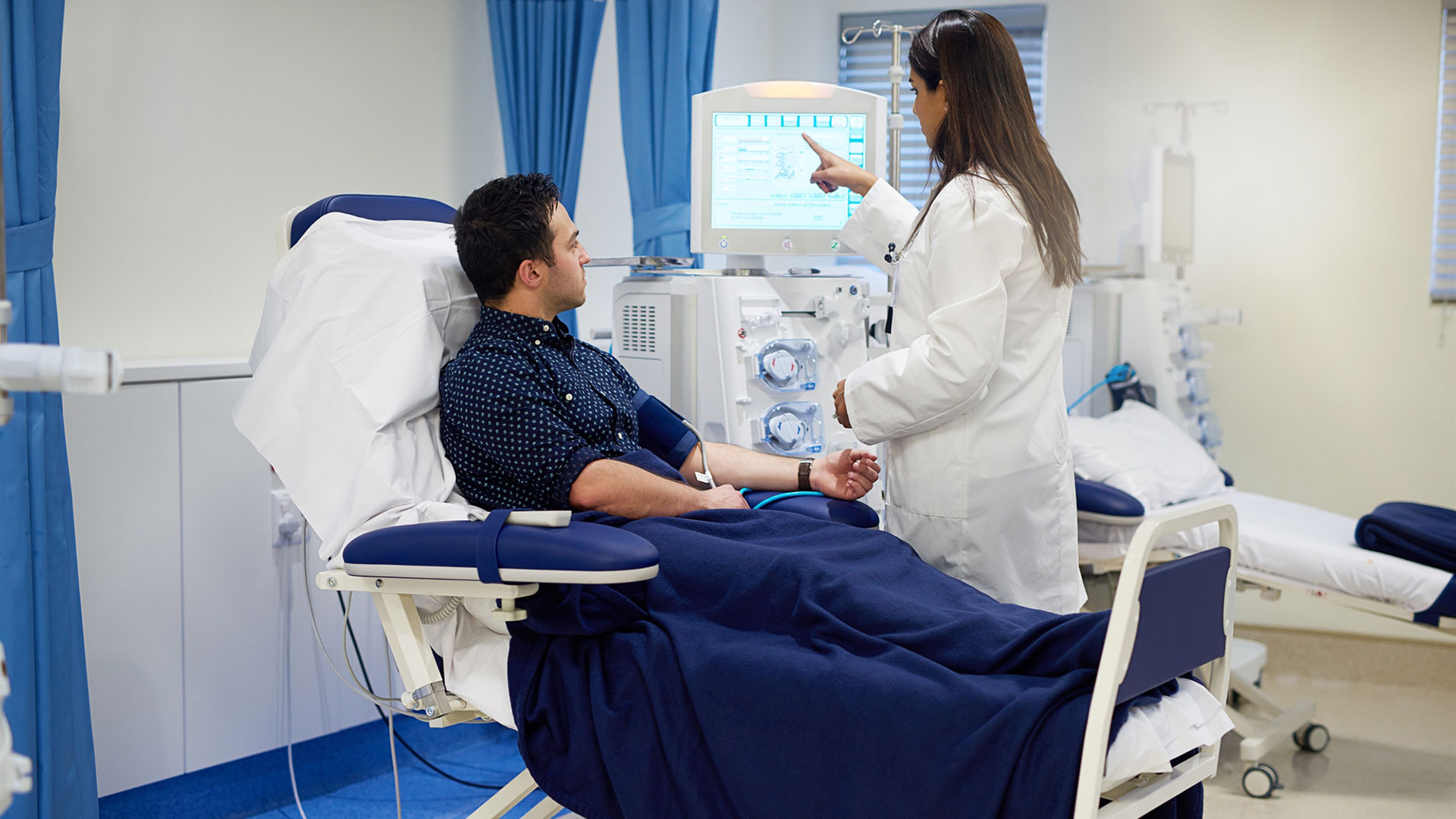 Αυξήσεις έως 7% στα ισόβια ασφάλιστρα υγείας – Τι φέρνει ο δείκτης ΕΛΣΤΑΤ και οι αποφάσεις του ΣτΕ