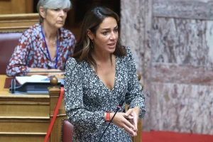 Δόμνα Μιχαηλίδου: Θα ανοίξουν 20.000 κλειστά σπίτια με το νέο στεγαστικό πρόγραμμα