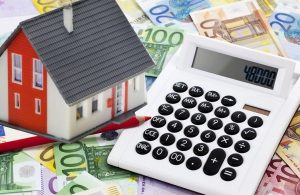 Τα οικονομικά των αποδήμων: Τι προβλέπουν οι συμβάσεις για τη διπλή φορολογία