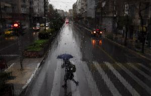 Καιρός σήμερα 16/06: Από τη ζέστη στις καταιγίδες...