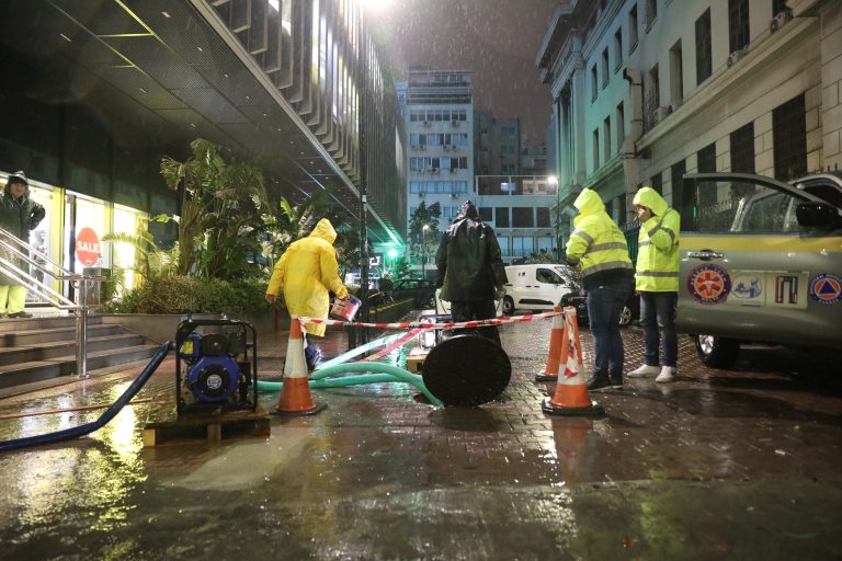 Κακοκαιρία: Προβλήματα σε ΗΣΑΠ και Τραμ – Κλειστοί οι σταθμοί «Καλλιθέα», «Μοσχάτο»
