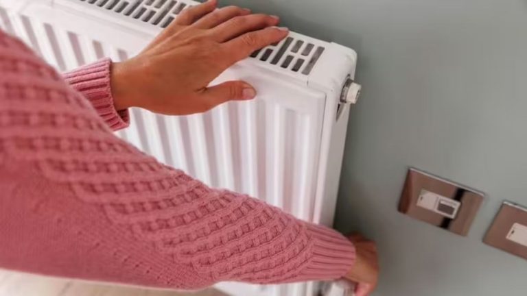 Πότε πρέπει να ανάβεις το καλοριφέρ για να μειώσεις τον λογαριασμό