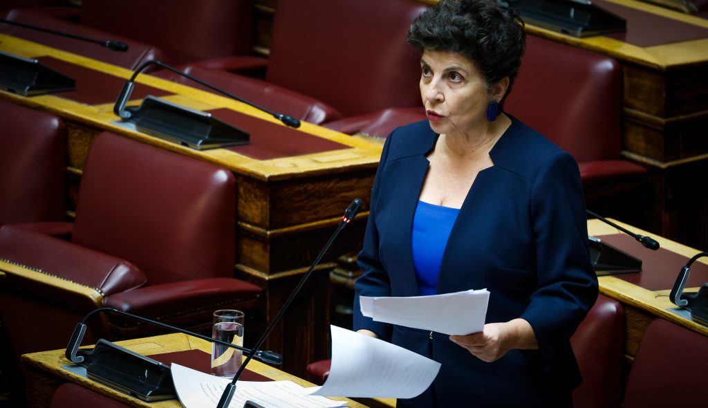 Κλειστά σχολεία και τηλεκπαίδευση στο μικροσκόπιο – Η ερώτηση στη Βουλή