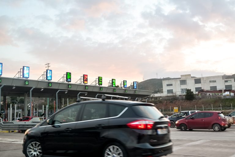 Υποχρεωτική ηλεκτροκίνηση: Για ποιους ισχύει από 1/1/2026