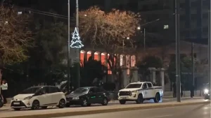 Σχεδόν 20 προσαγωγές έξω από το Πολυτεχνείο κατά τη διάρκεια εκδήλωσης παρουσία Τασούλα