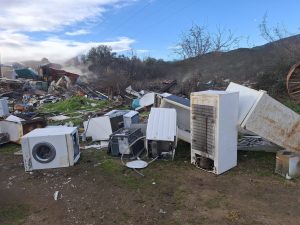 Θεσσαλονίκη: Φυλάκιση με αναστολή σε 57χρονο που πετούσε ανεξέλεγκτα ηλεκτρικές συσκευές