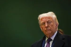 Τραμπ κατά Ιράν: Στενεύει ο χρόνος για συμφωνία