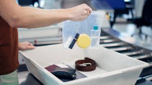 Καταργείται το όριο των 100 ml στα υγρά – Τι ισχύει στο «Ελ. Βενιζέλος»
