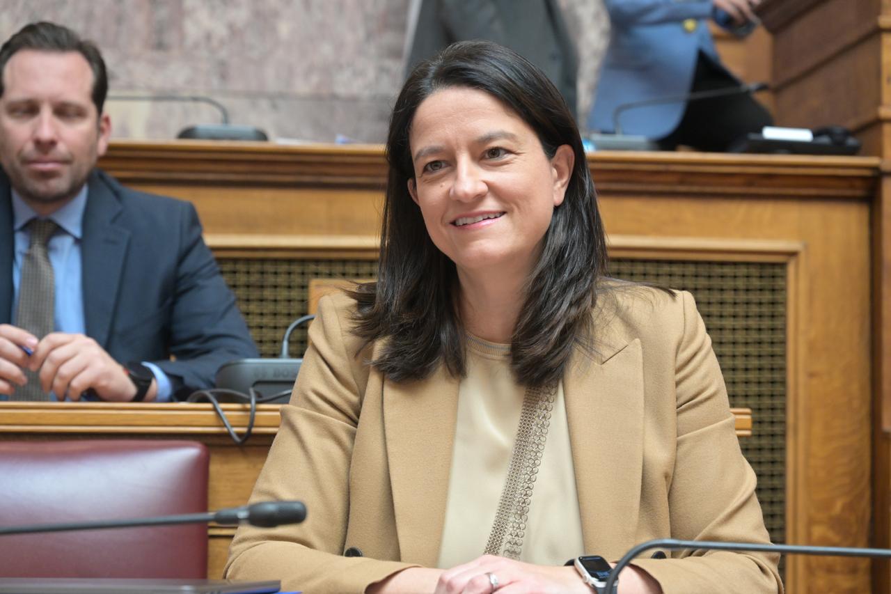 Κεραμέως: «Εθνική Κοινωνική Συμφωνία» για αυξήσεις μισθών και ενίσχυση παροχών