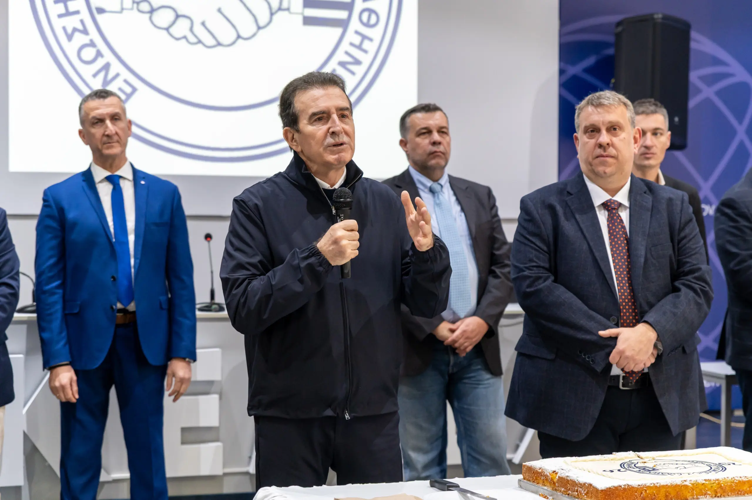 Μ. Χρυσοχοΐδης: 1.400 προσλήψεις στην Ελληνική Αστυνομία (ΕΛ.ΑΣ)