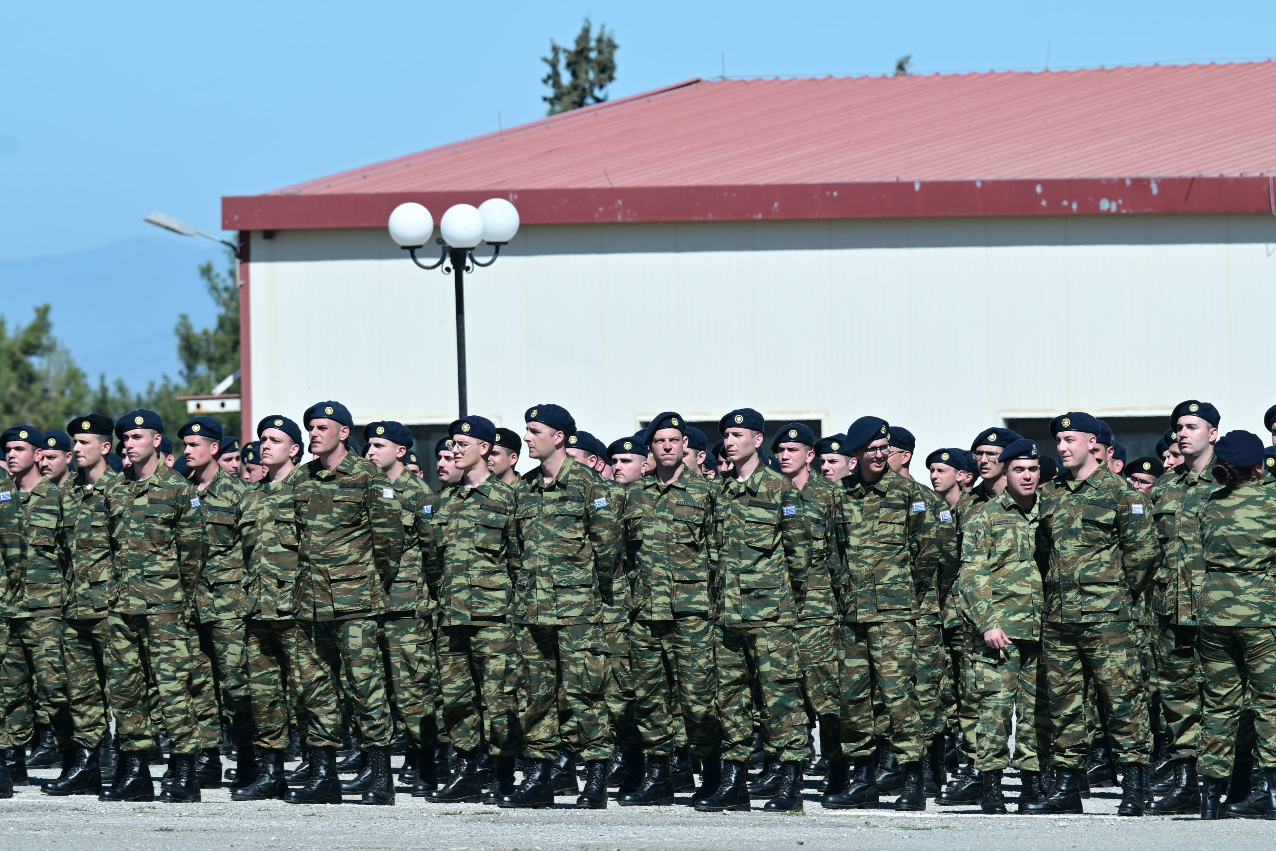 Μεγάλες αλλαγές στη θητεία: Ποιοι κερδίζουν 100 ευρώ τον μήνα και τι ισχύει για τις γυναίκες