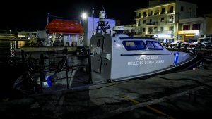 Χίος: Στους 15 οι νεκροί απ’ την σύγκρουση σκάφους μεταναστών με πλωτό του Λιμενικού