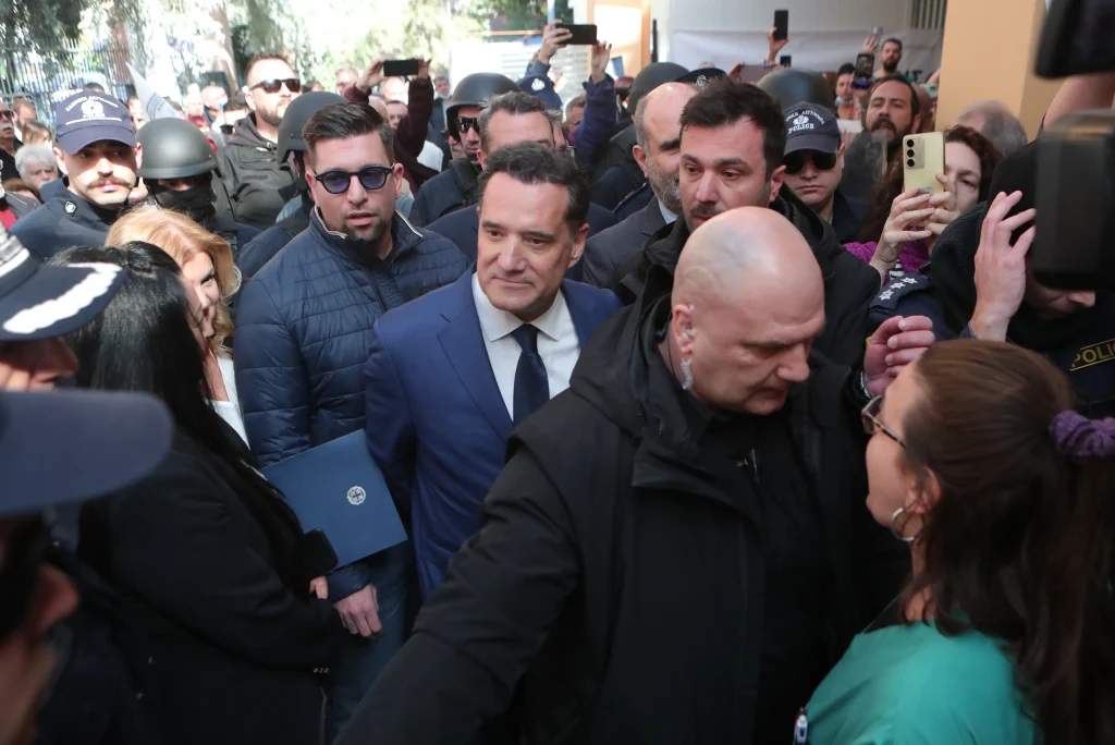 ΕΠΙΣΚΕΨΗ ΤΟΥ ΥΠΟΥΡΓΟΥ ΥΓΕΙΑΣ ΑΔΩΝΙ ΓΕΩΡΓΙΑΔΗ ΣΤΟ ΓΕΝΙΚΟ ΚΡΑΤΙΚΟ ΝΟΣΟΚΟΜΕΙΟ ΝΙΚΑΙΑΣ (ΣΩΤΗΡΗΣ ΔΗΜΗΤΡΟΠΟΥΛΟΣ/EUROKINISSI) 