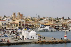 Αίγινα: Ακατάλληλο το νερό για κάθε χρήση – Αναφορές για γαστρεντερίτιδες και δερματικά προβλήματα