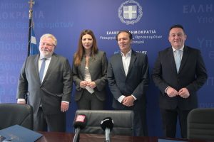 Ακαδημία Φαρμάκου στην Τρίπολη: Δωρεάν σπουδές, αμειβόμενη πρακτική και δουλειά