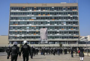 Θεσσαλονίκη: Αστυνομική επιχείρηση στο ΑΠΘ με 48 προσαγωγές