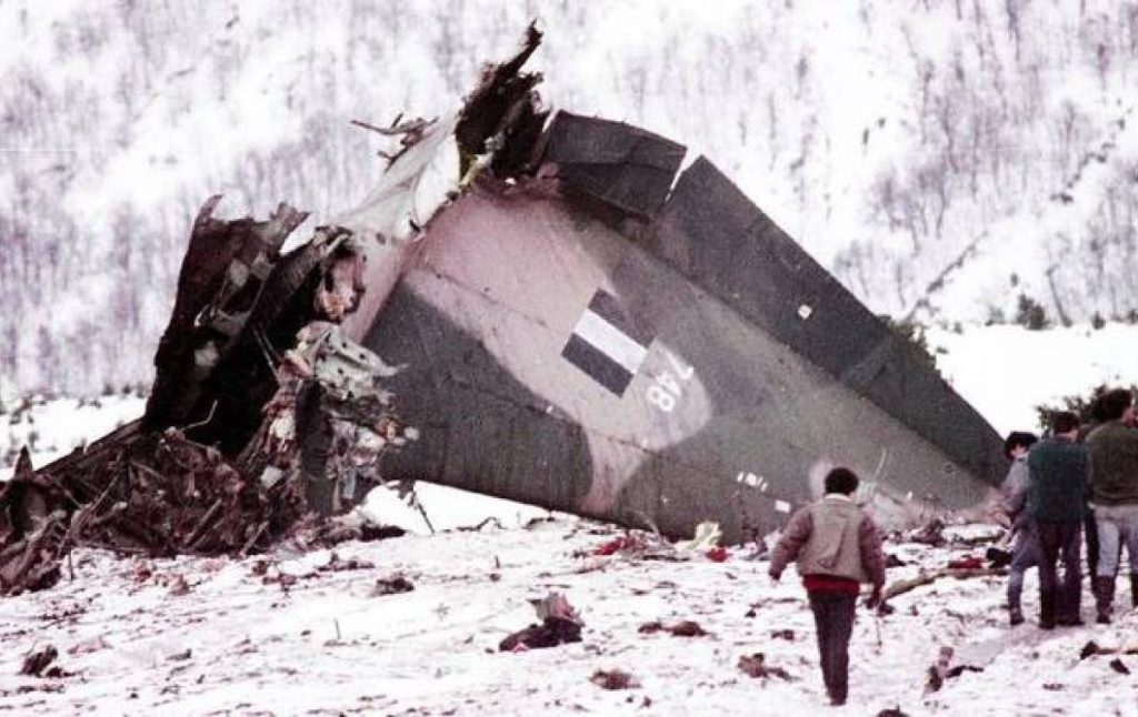 Το μοιραίο C-130 της 356 Μοίρας Τακτικών Μεταφορών και οι πρώτες εικόνες μετά τη συντριβή του / Πηγή φωτογραφίας: Eurokinissi