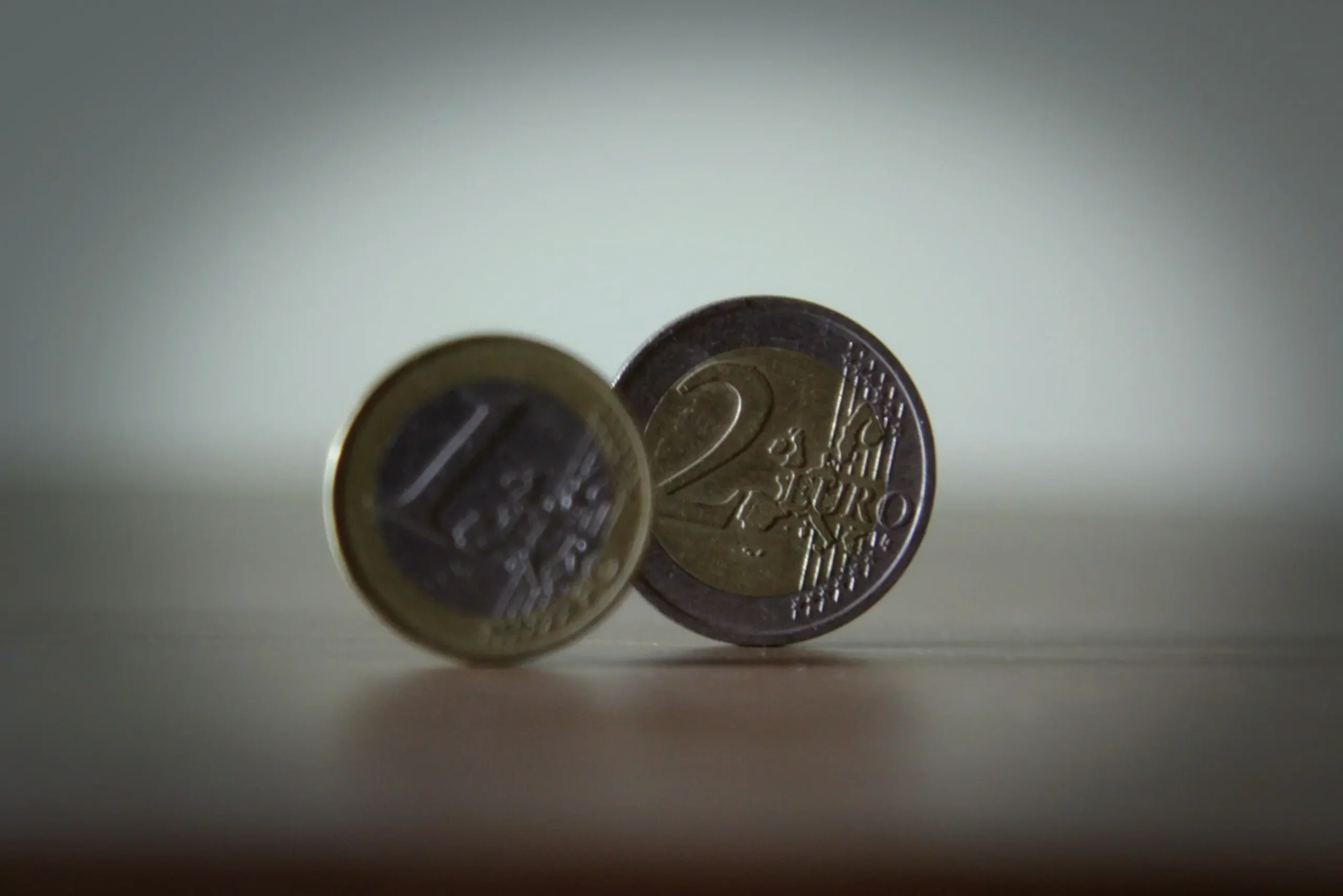 Τραμπ: Αυξάνει στο 15% τους αμερικανικούς δασμούς στα εισαγόμενα