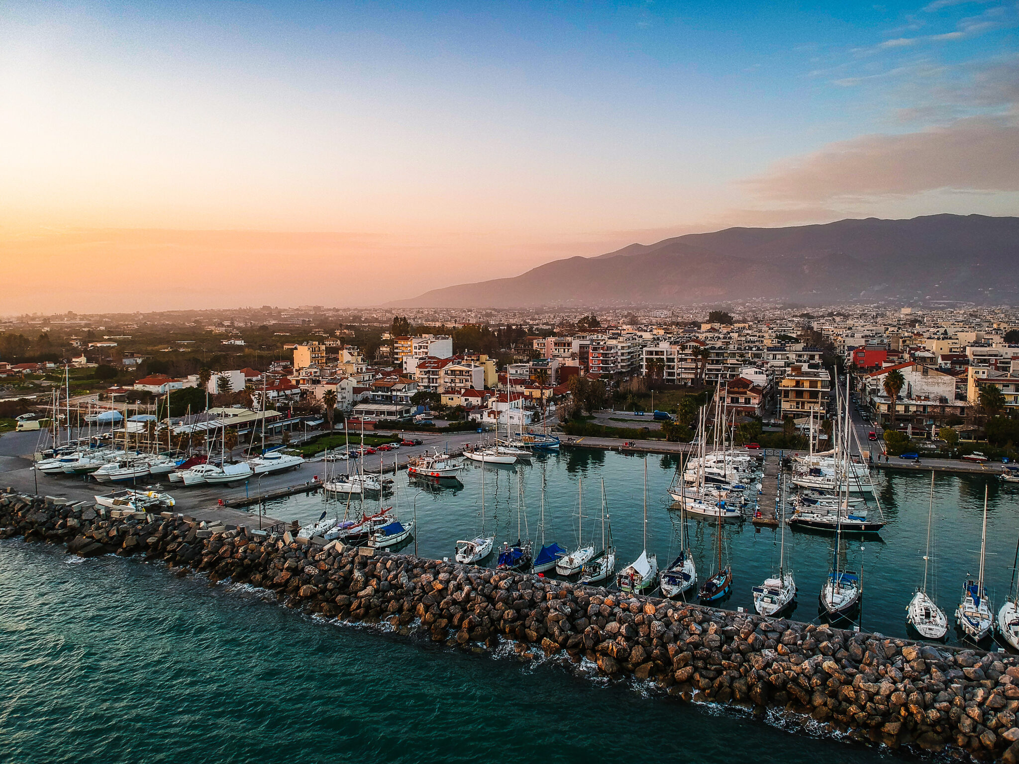 Νεκρός ηλικιωμένος σε ιστιοπλοϊκό στη Μαρίνα Καλαμάτας