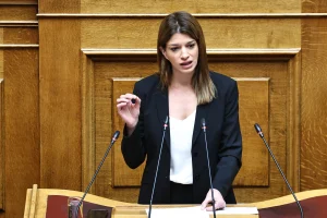 ΣΥΡΙΖΑ-ΠΣ: Πίεση για 20 μαθητές ανά τμήμα σε Νηπιαγωγεία και Δημοτικά