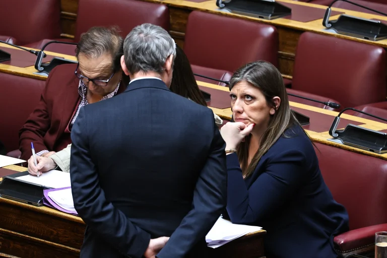 Βίντεο: Κλιμακώνεται η σύγκρουση Γεωργιάδη – Κωνσταντοπούλου