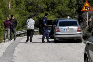 Λουτράκι: Προσήχθη άτομο για την αιματηρή συμπλοκή με νεκρό 17χρονο