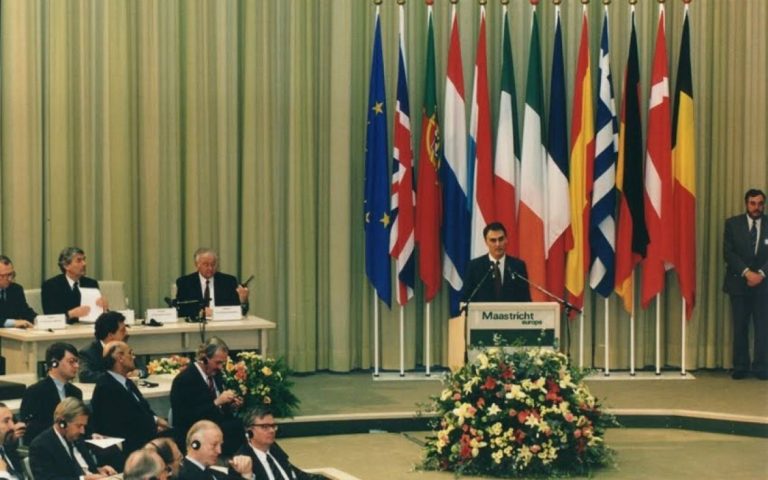 Η «γέννηση» της Ευρωπαϊκής Ένωσης μέσα από τη Συνθήκη του Μάαστριχτ